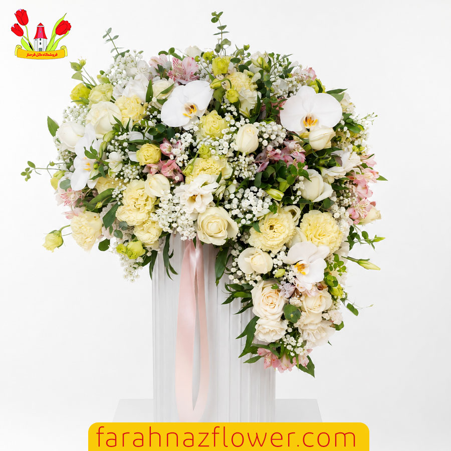 باکس گل مناسبتی کد M001 گل فرحناز
