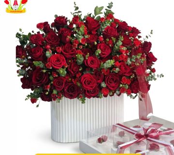 باکس گل مخصوص خواستگاری و افتتاحیه کد K004 | گل فرحناز
