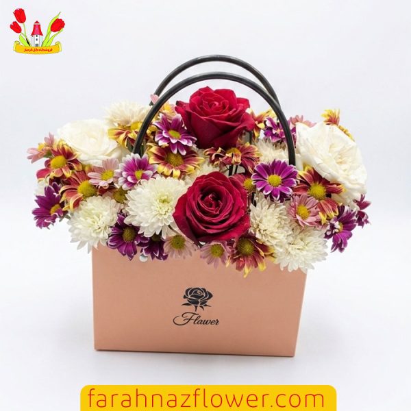 باکس گل کیفی کد BAG001 گل فرحناز