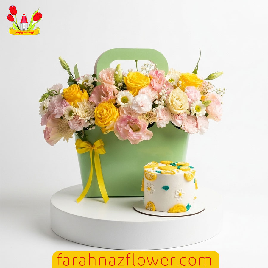 سفارش باکس گل رزمینیاتور و رز زرد کد A018 گل فرحناز